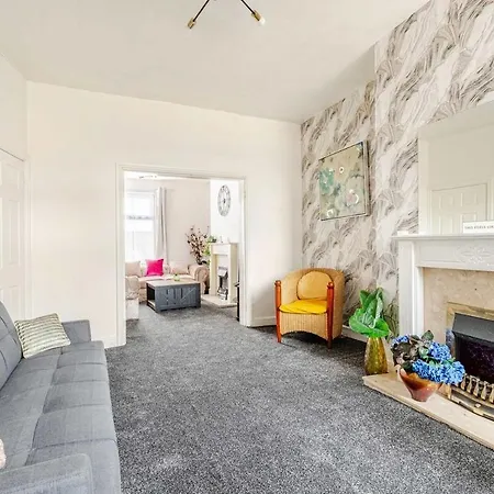 2 Min Walk Etihad Stadium & Coop Arena - 3br, Free Parking * マンチェスター