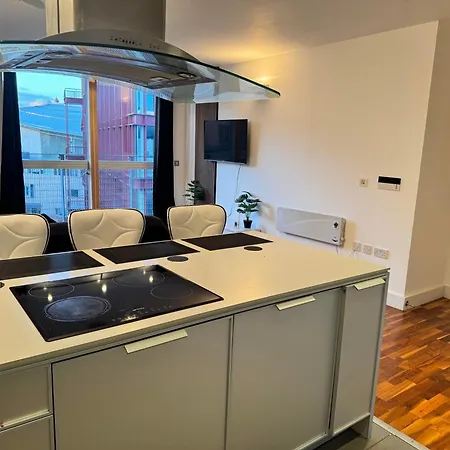 Hacienda Apartament *