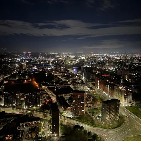 3 Bedroom Penthouse In The Centre Deansgate New Build High Floor Manchester
