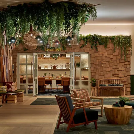 Hotel Treehouse