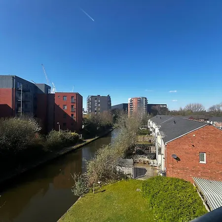 Lejlighed Serene 2-bed Flat With Canal Views - Coop Live & Ethiad