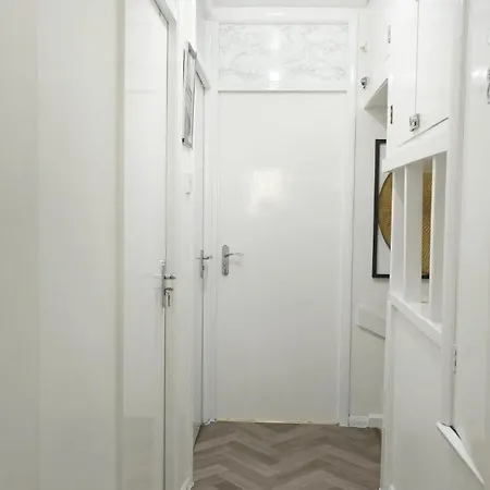 Lockton House Alloggio in famiglia