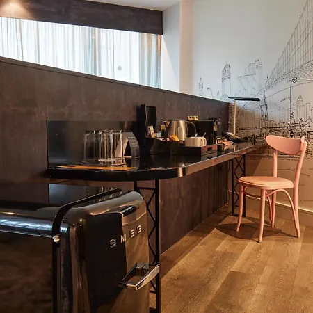 Voco - Centre By Ihg Hotel