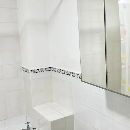 Modern Deluxe 2 Bed Heart Of *