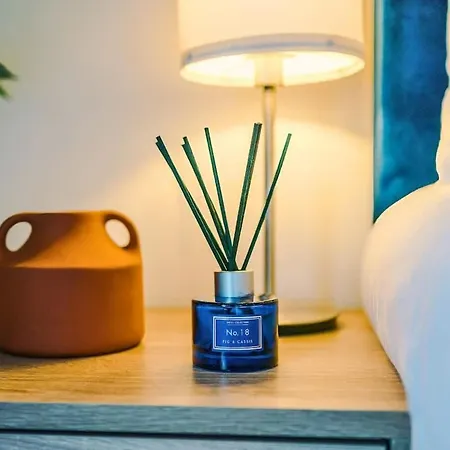 - Terraced Nyaraló *