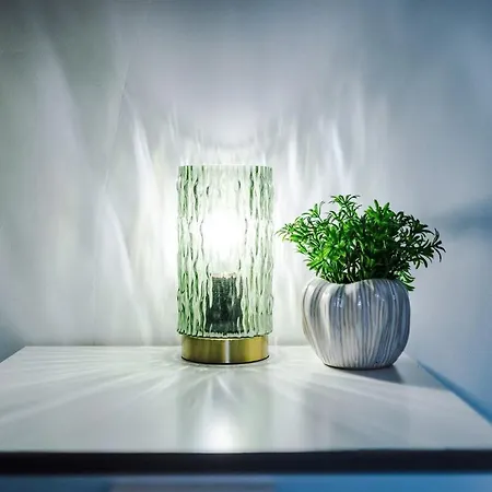 Discounted Month Contractor Parking Wi-fi Sleeps 8 * Manchester