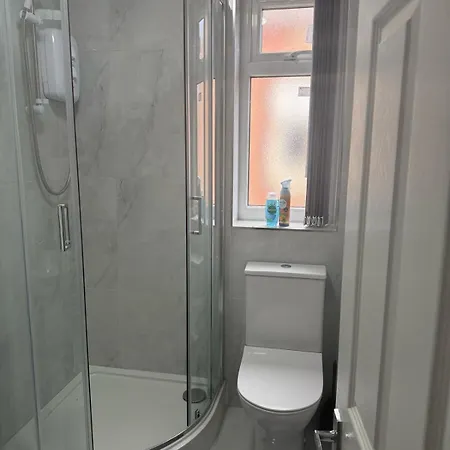 Rest Nest Uk House マンチェスター