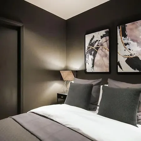 Midnight At The Heim شقة *