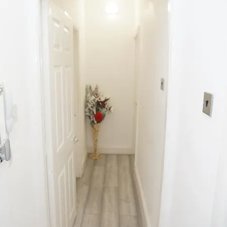 Apartment Affordably Elegant Close To Coop Live, Etihad Stadium And Centre Manchester