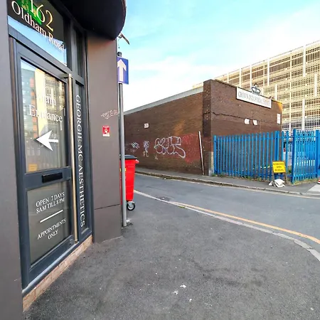 The Cosy Quarters - Popworks 1 * Manchester