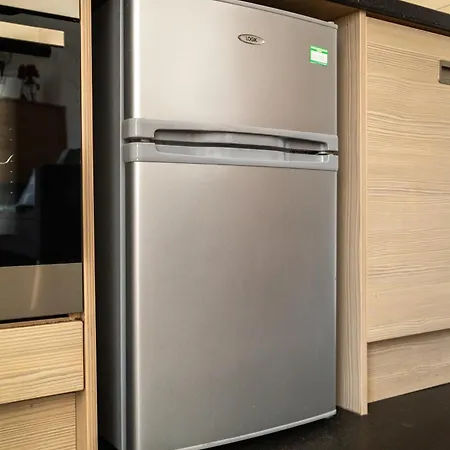 Lejlighed Chic Trafford Apartment, Private Underground Parking, Fast Wi-fi, Self Check-in Anytime, 5 Mins To Old Trafford Stadium Manchester