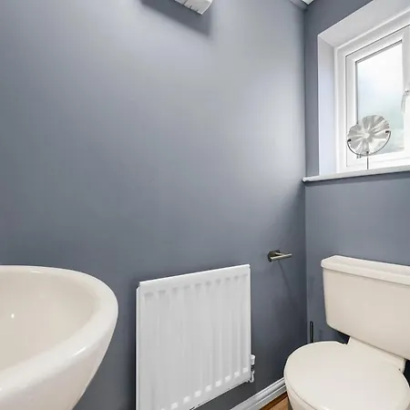 Vakantiehuis Stylish 3 Bedroom House Free Parking Manchester