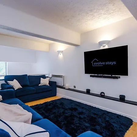 아파트 Stunning Duplex In Manchester, Workspace For Professionals