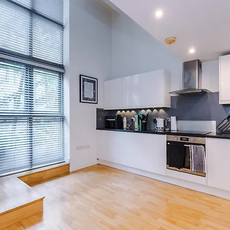 아파트 Stunning Duplex In Manchester, Workspace For Professionals *