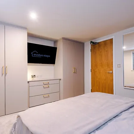 Stunning Duplex In Manchester, Workspace For Professionals * 맨체스터