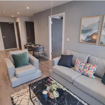 Stylish One Bedroom Flat アパート *