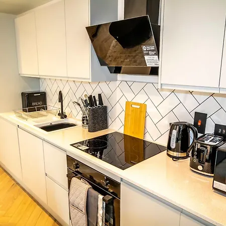 Apartment Fabulous 2 Bedroom In