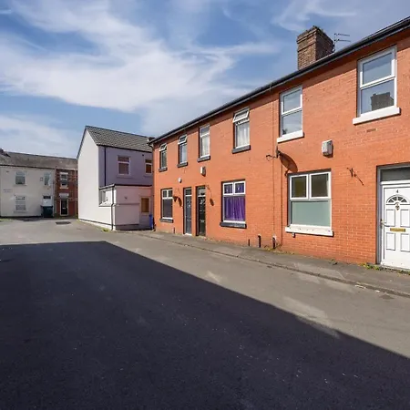 Bright 2bd - 10 Mins To