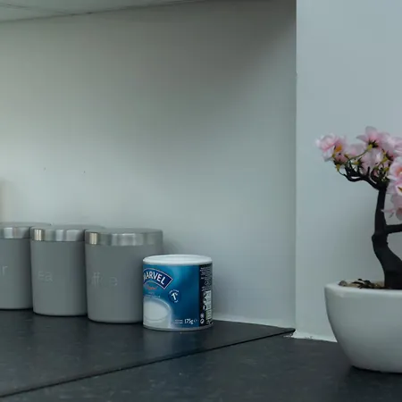 4 Bed Failsworth - 3 Bathrooms - Free Parking - Ideal For Contractors & Families Casa vacanze