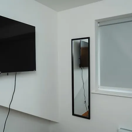 度假居 4 Bed Failsworth - 3 Bathrooms - Free Parking - Ideal For Contractors & Families *