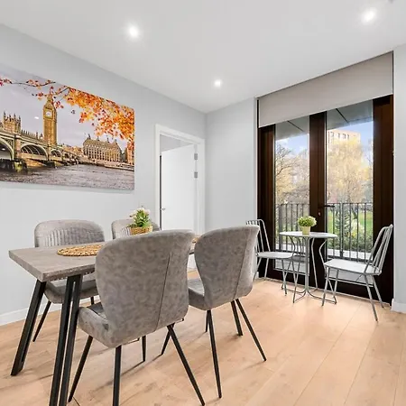 Northern Quarter Modern Apartament