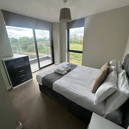 Beehosting Adelphi Wharf * Manchester