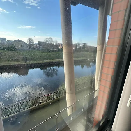 Beehosting Adelphi Wharf 4* Manchester