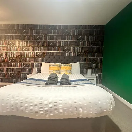 Beehosting Adelphi Wharf Manchester