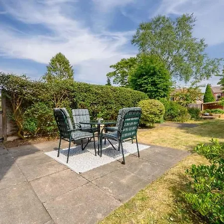 3 Bed Stockport By Superhost Сasa de vacaciones *