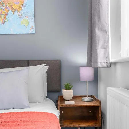 3 Bed Stockport By Superhost Mánchester