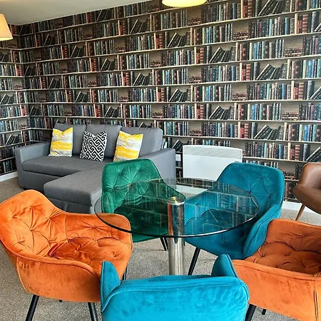 Beehosting Adelphi Wharf Lejlighedshotel