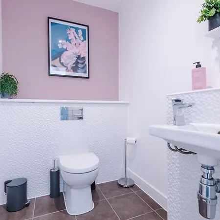 Apartman Stunning 3-bdrm House In Manchester-modern&comfort