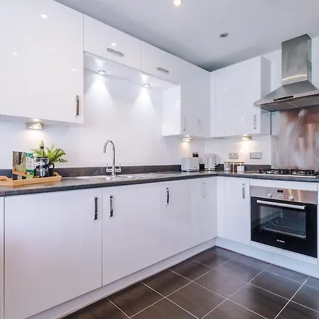 Apartment Stunning 3-bdrm House In Manchester-modern&comfort