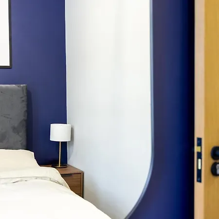 Close To Media City-old Trafford - 5 Bedroom House * マンチェスター