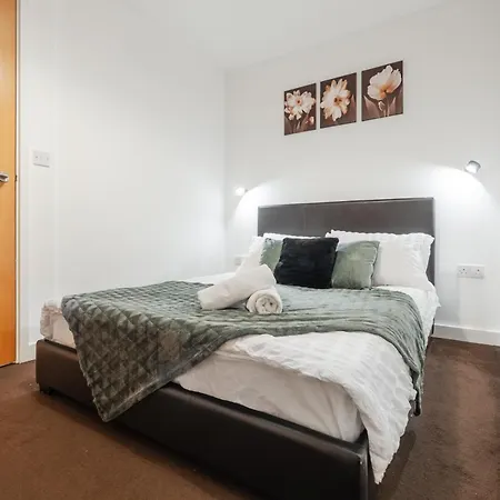 Trafford - Work & Leisure * Manchester