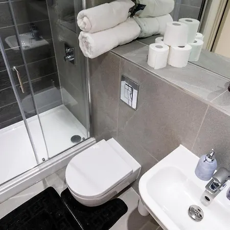 Mega5 Modern 2bedroom Luxury Deansgate-2baths, 2toilets, With Car Park