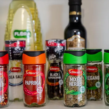 Villa Ancoats Eden - Free Parking - 2 Bath - 3 Bedroom - Centre