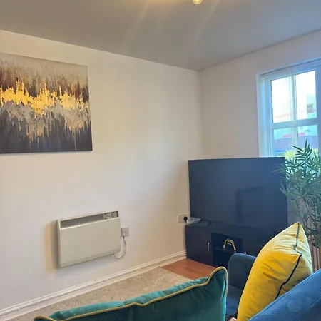2 Bedroom Near Etihad Stadium