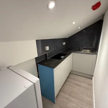 Moorfields Guest house