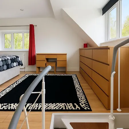 Amazing Flat In The Middle Of The Golf Course * Manchester