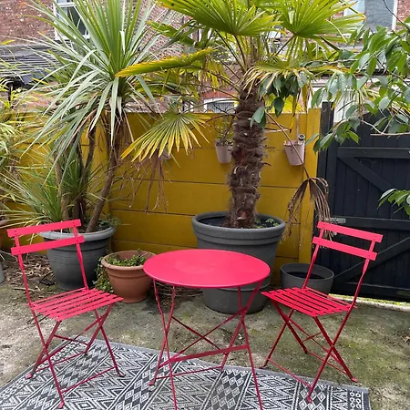 Quirky House بيت للعطل *