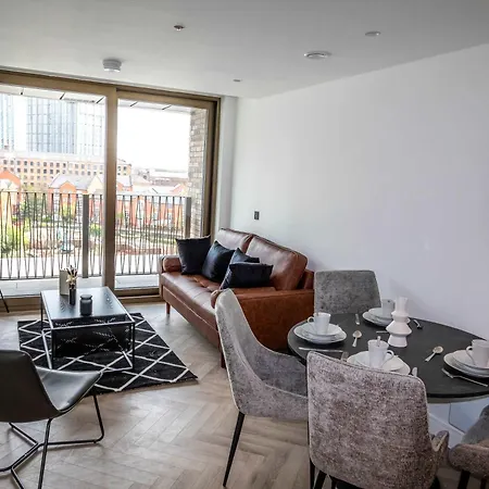 Apartman Stunning 2 Bedroom In *