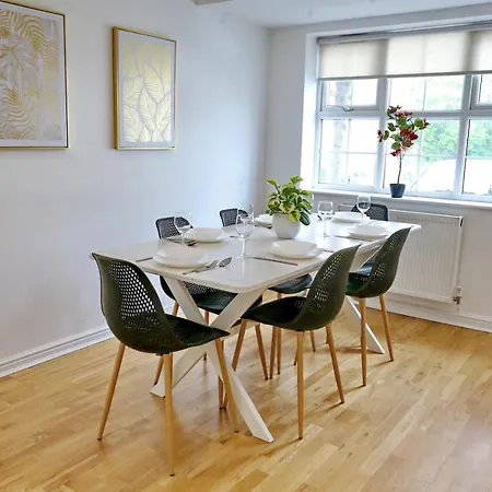 Nyaraló Pass The Keys Stylish House With Balcony Close To Ao Arena *