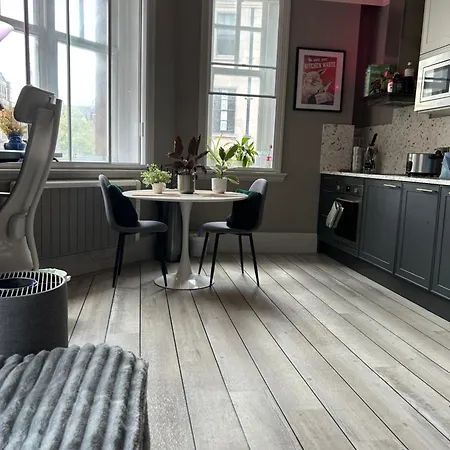 - Deansgate Luxe Apartmán