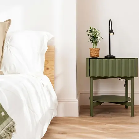 6-bedroom, 6-bathroom Contractor