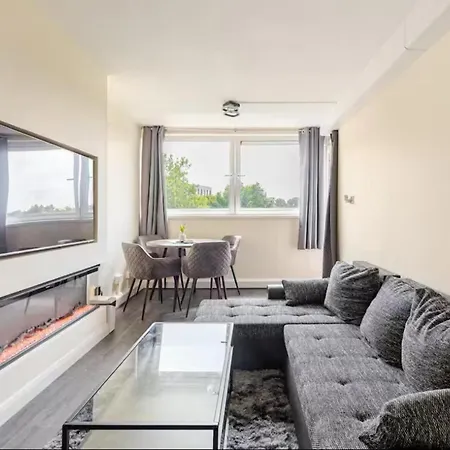 Modern In Centre Appartement *