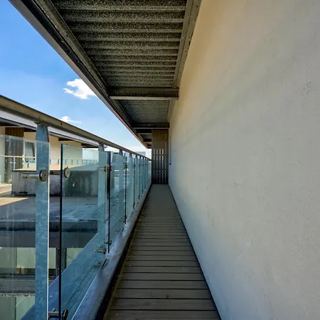 Pass The Keys Modern 2 Bed Centre Parking شقة *