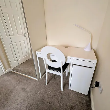 度假居 Reach - King Bed, Parking, 2 Tvs, O2 Apollo, Hospital & Oxford Road