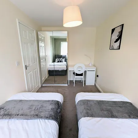 Reach - King Bed, Parking, 2 Tvs, O2 Apollo, Hospital & Oxford Road 度假居