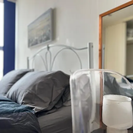 Luxury With River Views Sleeps 6 アパート マンチェスター